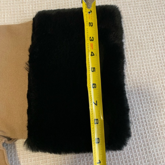 Michael Kors.♥️ fur sleeves details top - Picture 10 of 11